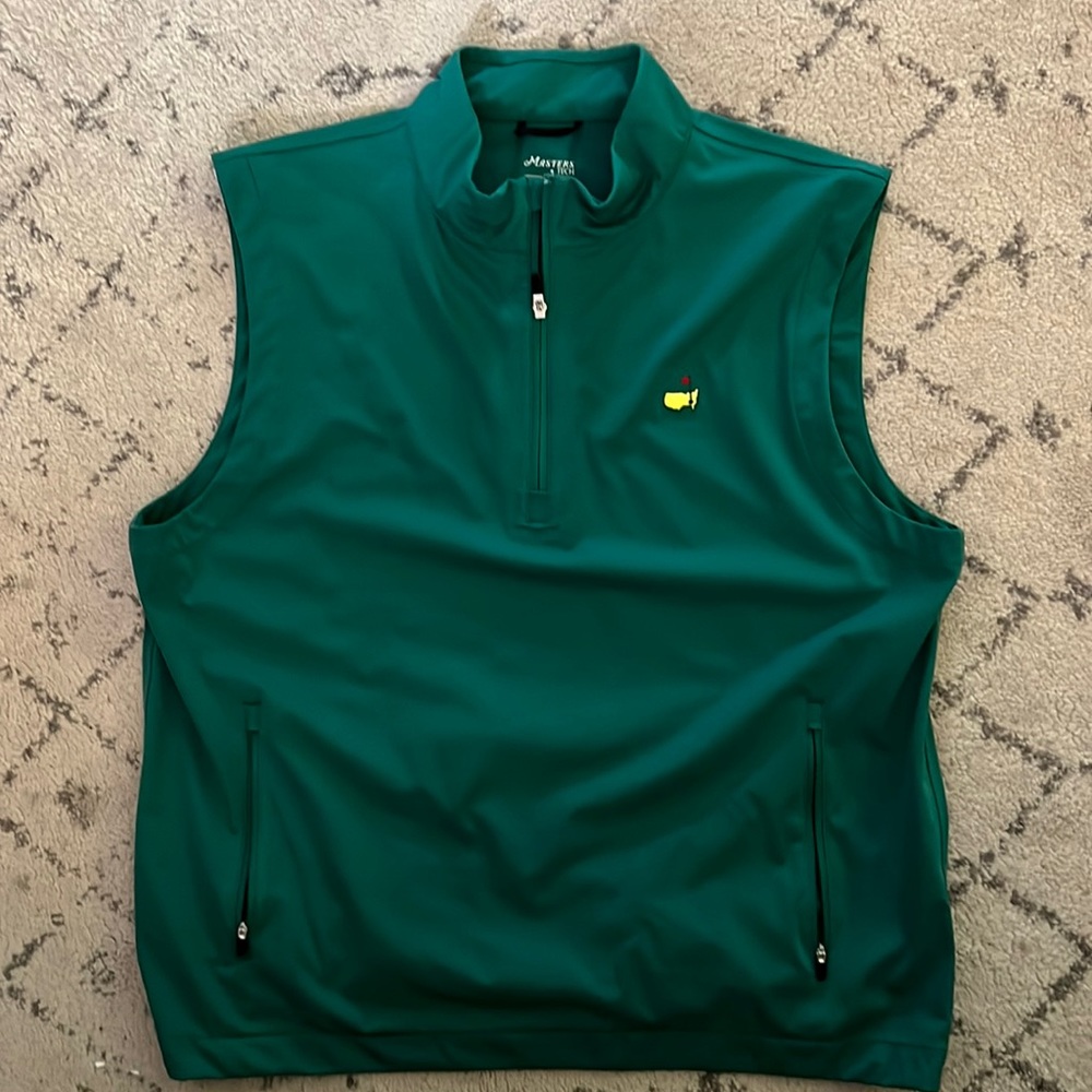 Master’s Tech Quarter Zip Vest - Size L